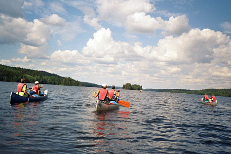 Kanopadling på Helgasjön Kanopadling på Helgasjön