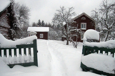 Vinter i den lille by Pukulla Vinter i den lille by Pukulla