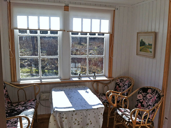 Klassisk svensk hus med skoven som nabo Klassisk svensk hus med skoven som nabo