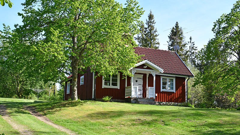Sommerhus ved med båd i Småland