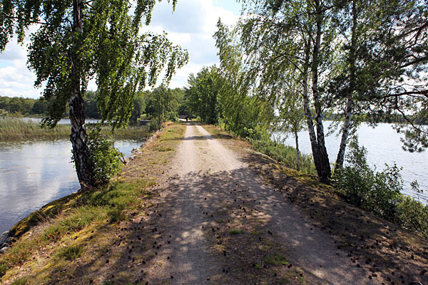 Banvallsleden med Åsnen på begge sider