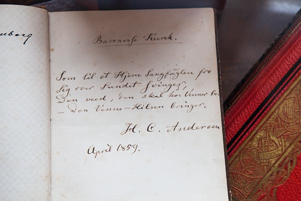 H.C. Andersens signatur i gæstebogen