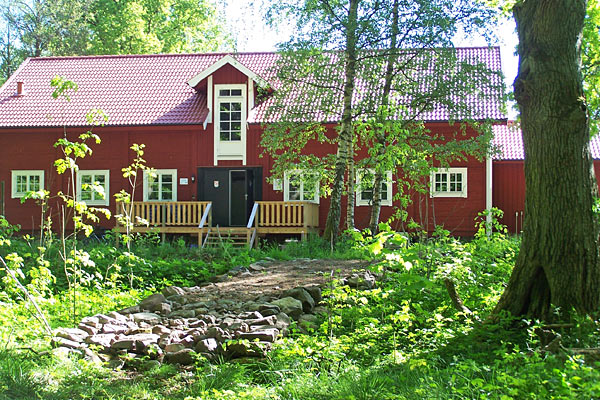 Gårdens smukke, gamle kornmagasin Gårdens smukke, gamle kornmagasin