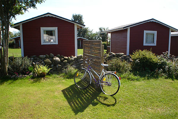Campingen har otte campinghytter Campingen har otte campinghytter