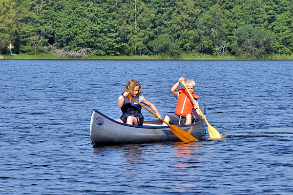 Lej båd eller kano på Målsånna camping