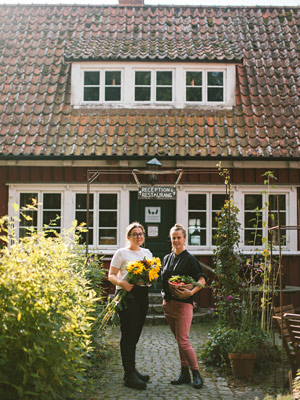Moa og Mimi på Vallåsens Värdshus