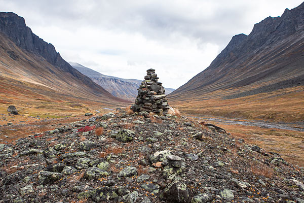 Stien til Vistas er afmærket med varder