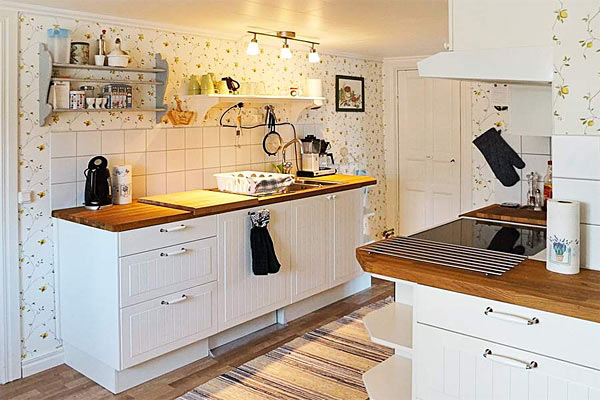 Ødegård nær Vimmerby, Gamleby og Västervik i Småland Ødegård nær Vimmerby, Gamleby og Västervik i Småland