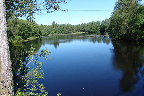 Sø i nærheden af bjælkehytten i Sverige Sø i nærheden af bjælkehytten i Sverige