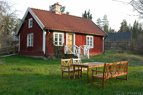 Dejlig feriehytte midt i den svenske natur Dejlig feriehytte midt i den svenske natur