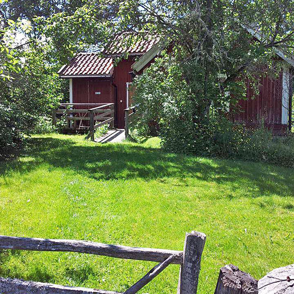 Charmerende aftægtsbolig fra 1840 ved Målilla Charmerende aftægtsbolig fra 1840 ved Målilla
