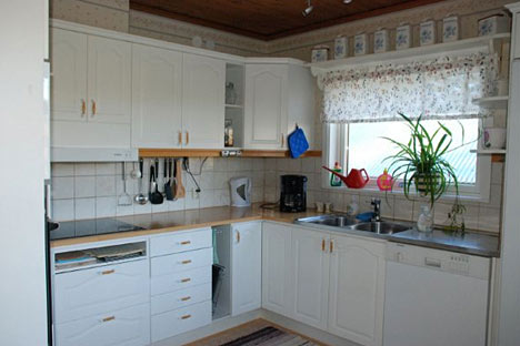 Køkkenet i sommerhuset ved Mariannelund Køkkenet i sommerhuset ved Mariannelund