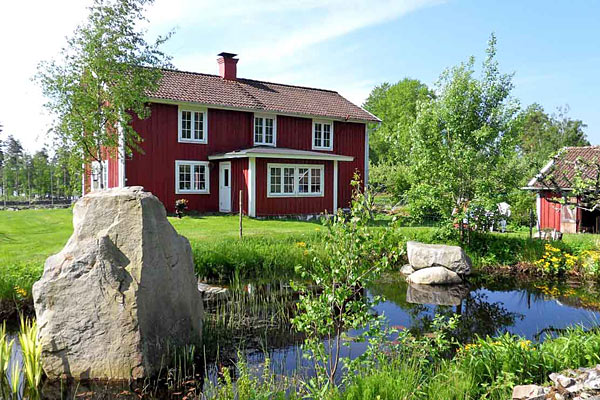 SwedCottages udlejer 50 svenske huse, også ødegårde