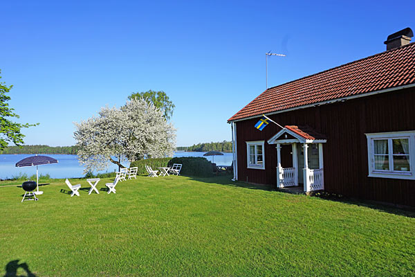 SwedCottages udlejer svenske huse med søudsigt