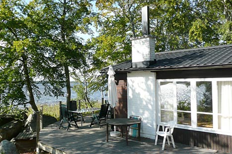 Svensk sommerhus med dejlig søudsigt Svensk sommerhus med dejlig søudsigt