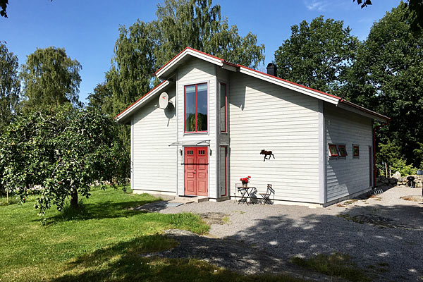 SwedCottages udlejer 50 svenske huse, også ødegårde