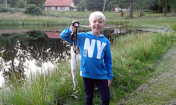 Prøv ørredfiskeri i dammen Prøv ørredfiskeri i dammen