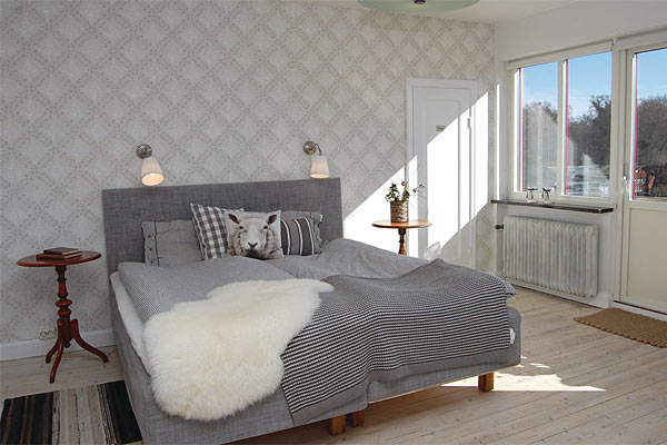 Sommerhus i Kivik - trappen op til første sal Sommerhus i Kivik - trappen op til første sal